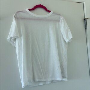 NWOT Old Navy Simple TShirt White Large